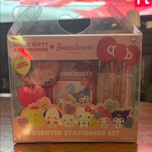 Hello Kitty Sweethearts Pink and Red Stationery Sets